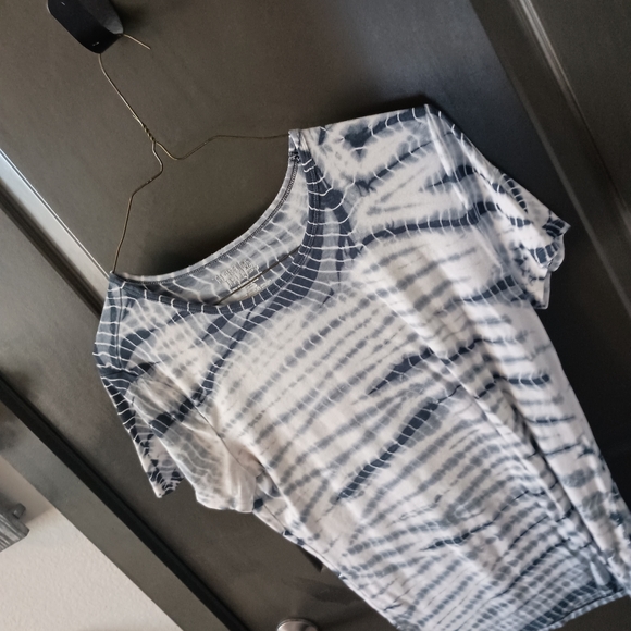 Time and Tru Tie-Dye Short Sleeve Tee - Navy and White - Picture 3 of 4